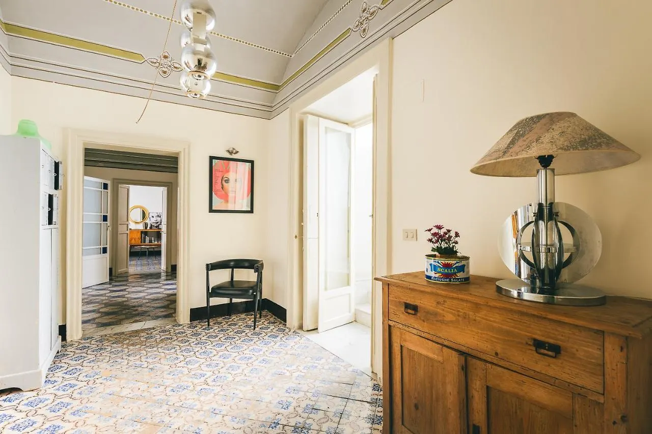 Dietro San Domenico Apartment Palermo 0*,  Italy